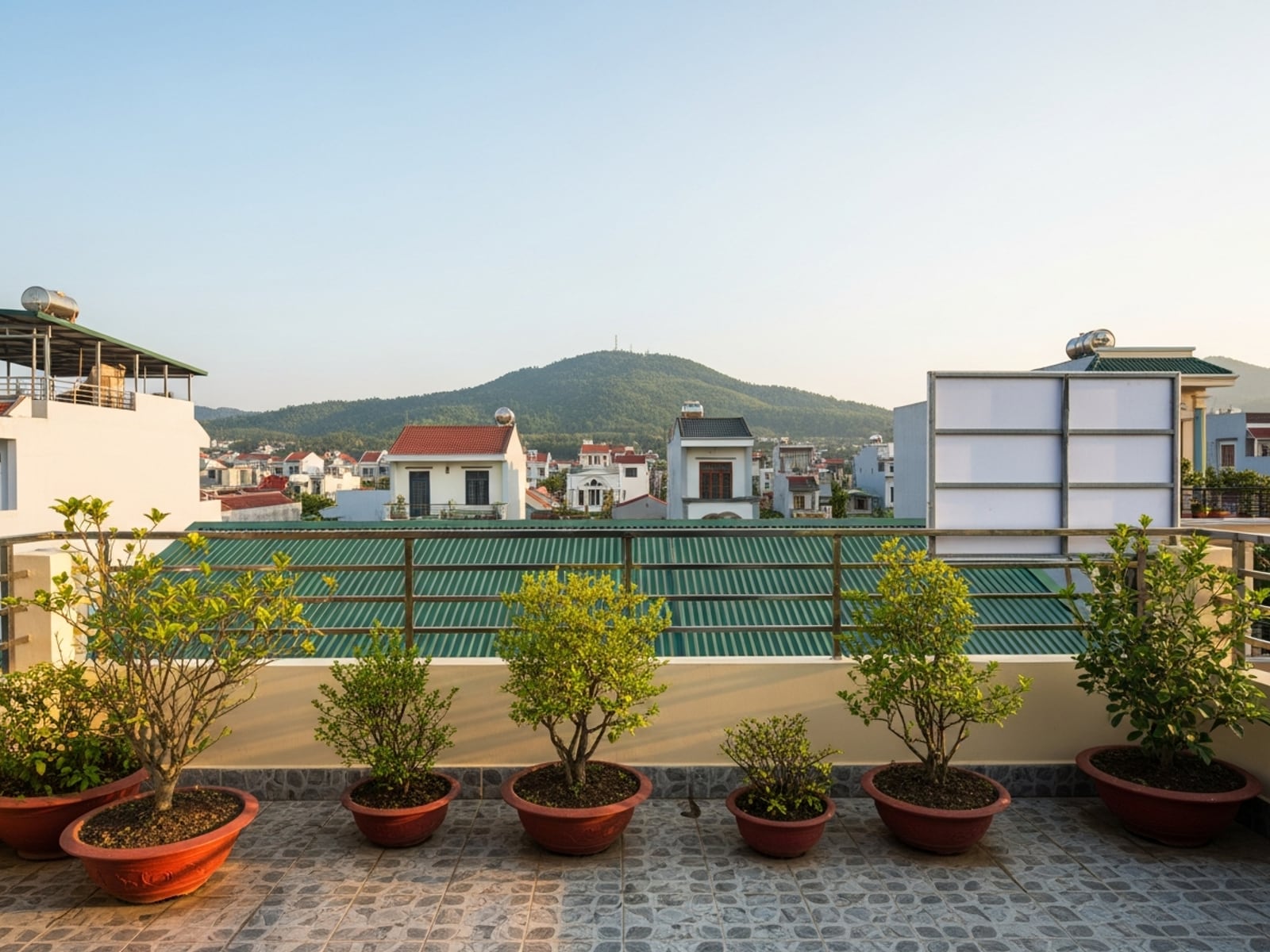 Nhà 4 tầng ngõ ô tô vào nhà, phường Đống Đa — ảnh 5